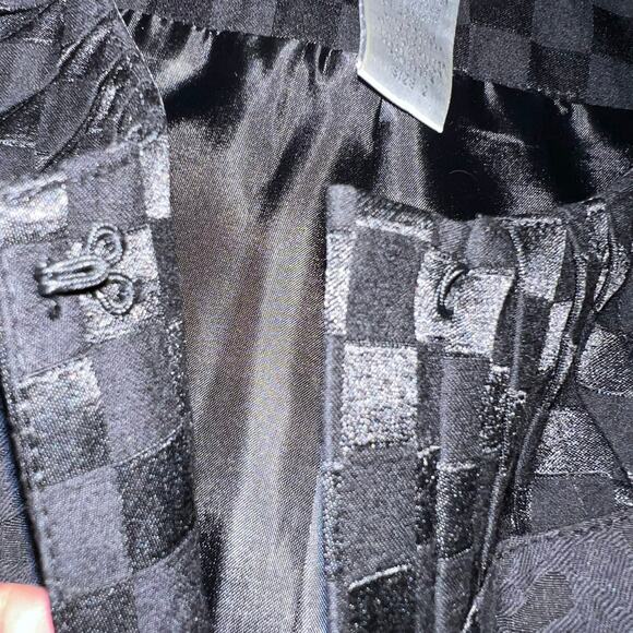 Chico‘s Women's 2 Black Floral Jacquard hook loop close lined 3/4 sleeve Blazer - Picture 10 of 10